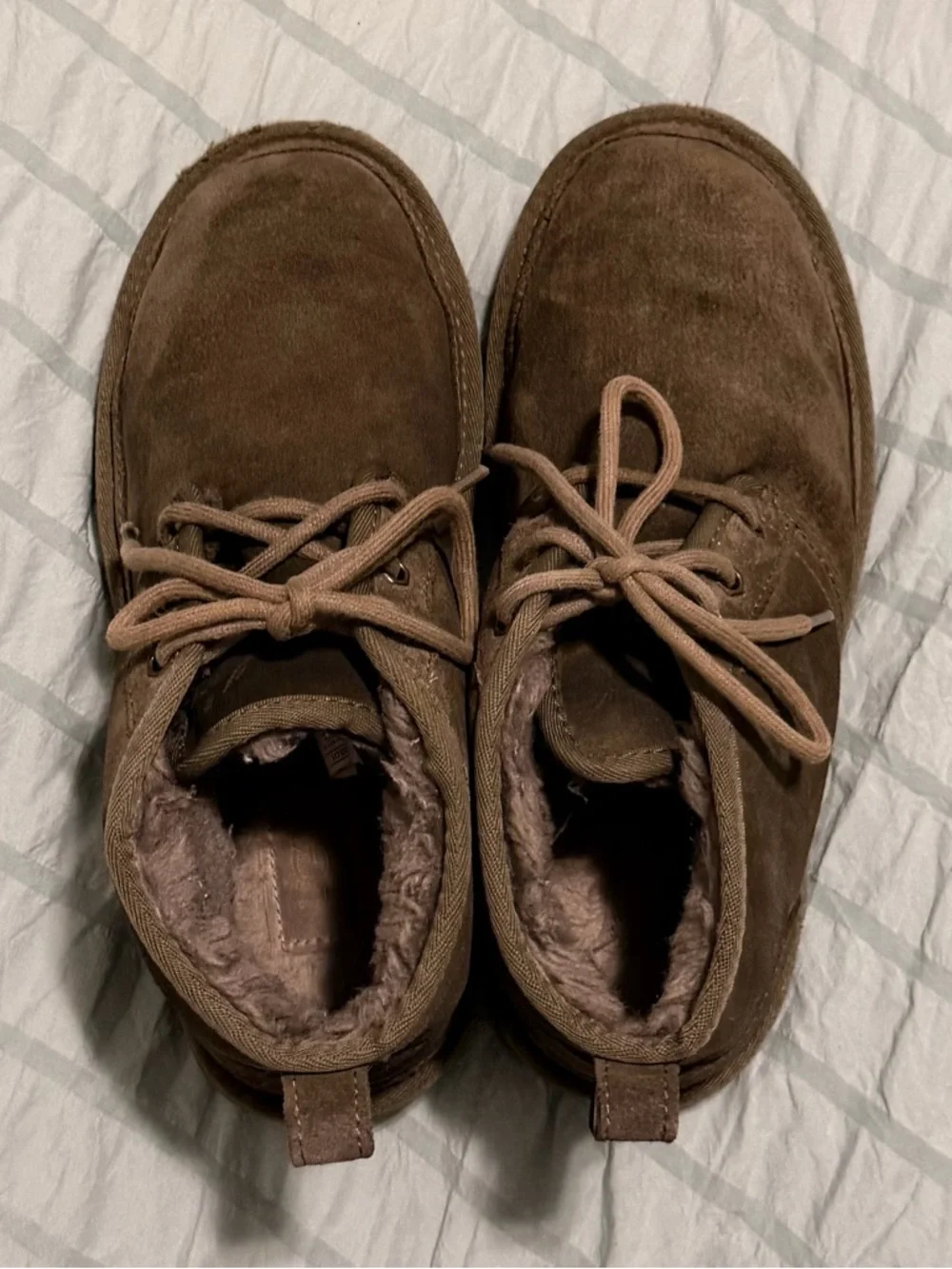 UGG Neumel Chukka Boot - Burnt Olive Suede, Womens Size 8 (1094269)